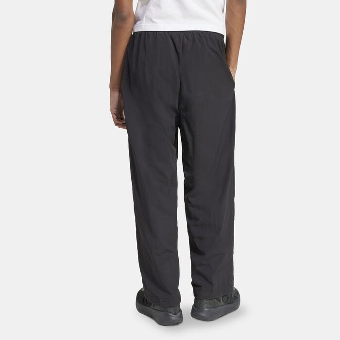 adidas Men's Essential Small Logo Pants Black adidas Men's Essential Small Logo Pants Black image number 1