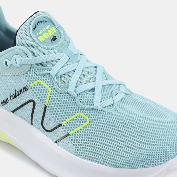 New Balance Women's WROAVV2 Shoe Blue New Balance Women's WROAVV2 Shoe Blue image number 4