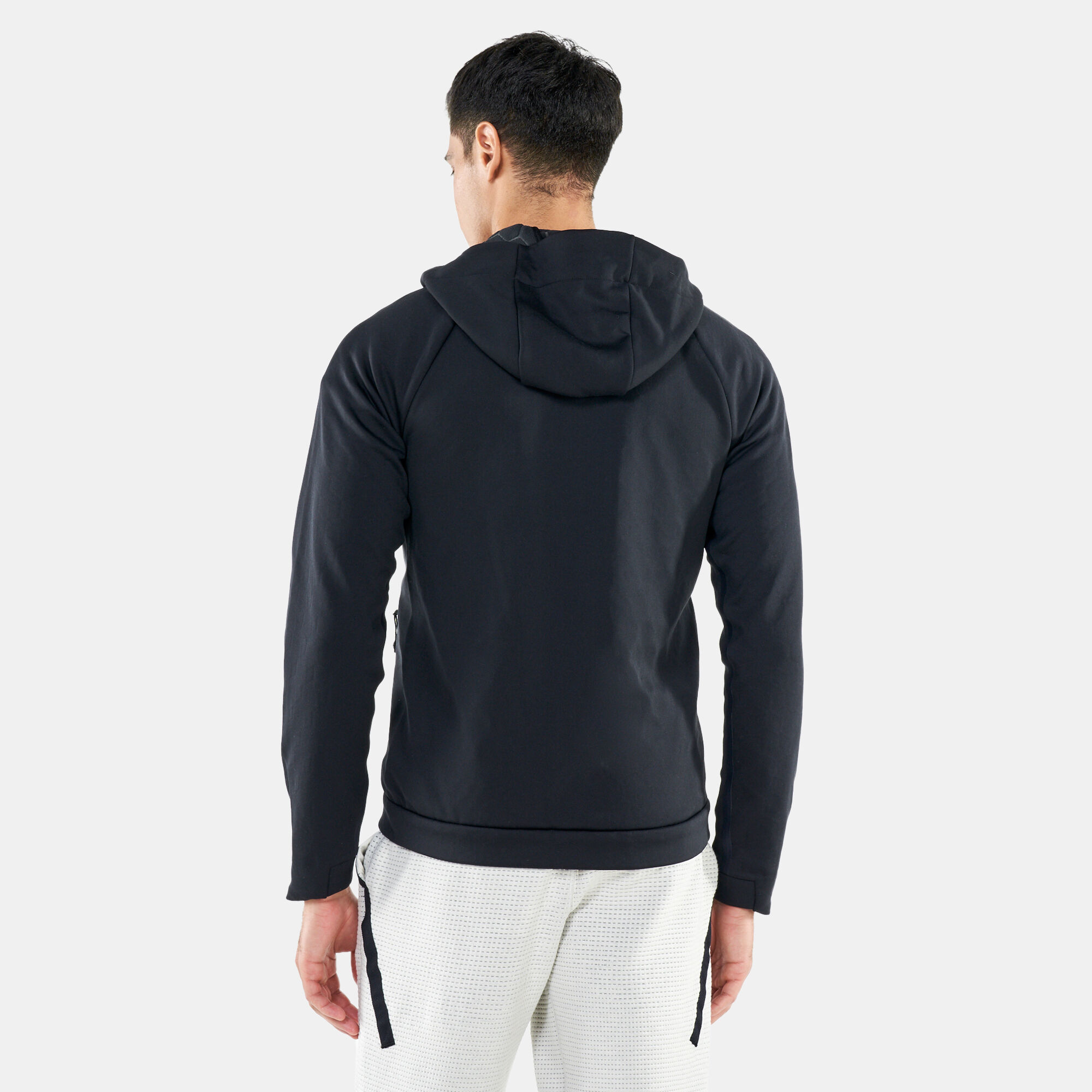 Buy Nike Men s Therma Sphere Max Full Zip Jacket Black in KSA SSS