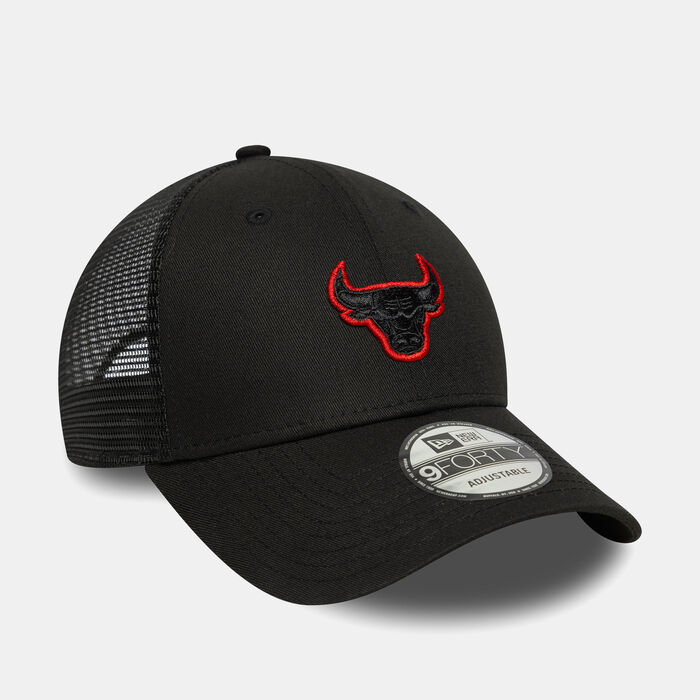 New Era Men's NBA Chicago Bulls 9FORTY Trucker Cap Black image number 2