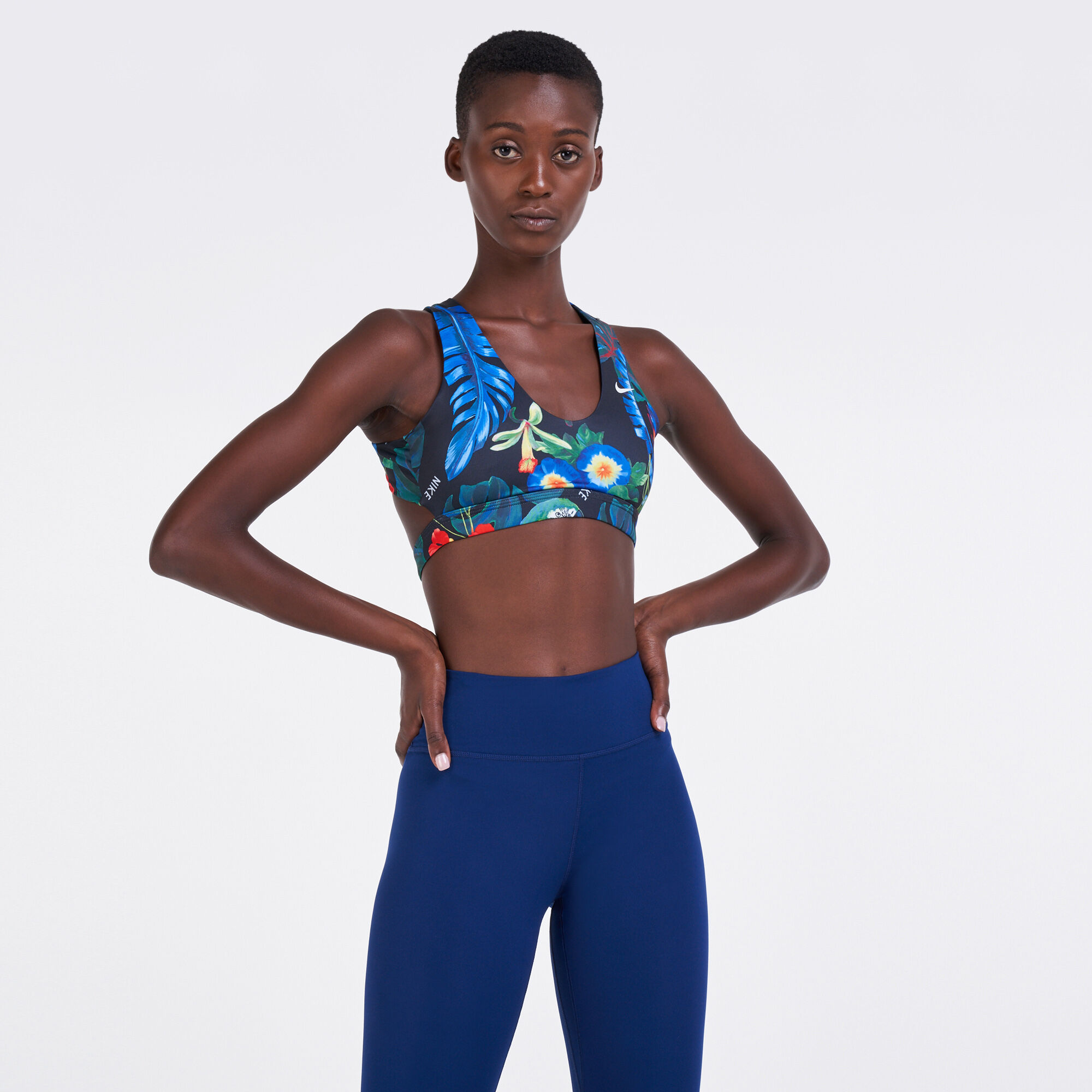 Nike indy clearance hyper femme