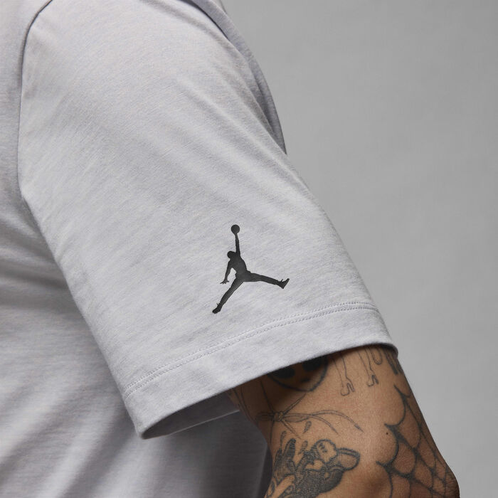 Jordan Men's Flight MVP T-Shirt Ivory Jordan Men's Flight MVP T-Shirt Ivory image number 4