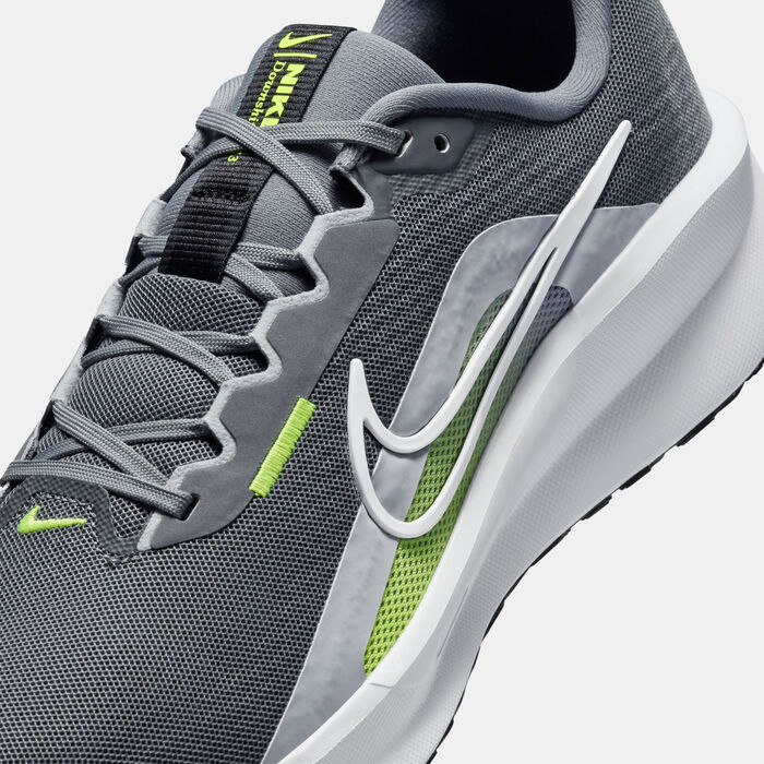 Nike Men's Downshifter 13 Road Running Shoes Grey Nike Men's Downshifter 13 Road Running Shoes Grey image number 4