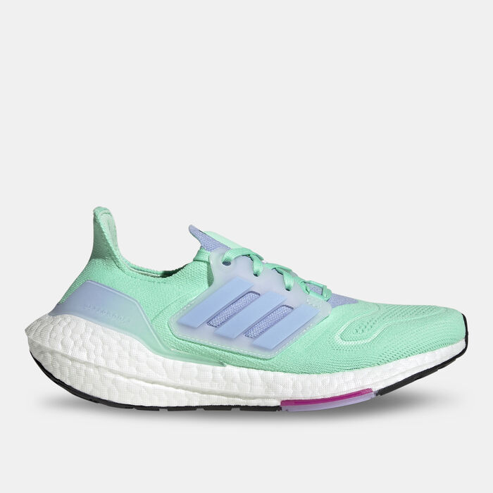 adidas Women's Ultraboost 22 Shoe Green adidas Women's Ultraboost 22 Shoe Green image number 0