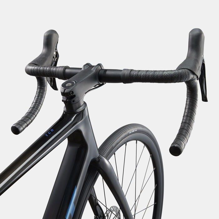 Giant TCR Advanced 2-PC Road Bike Multi-Color Giant TCR Advanced 2-PC Road Bike Multi-Color image number 2