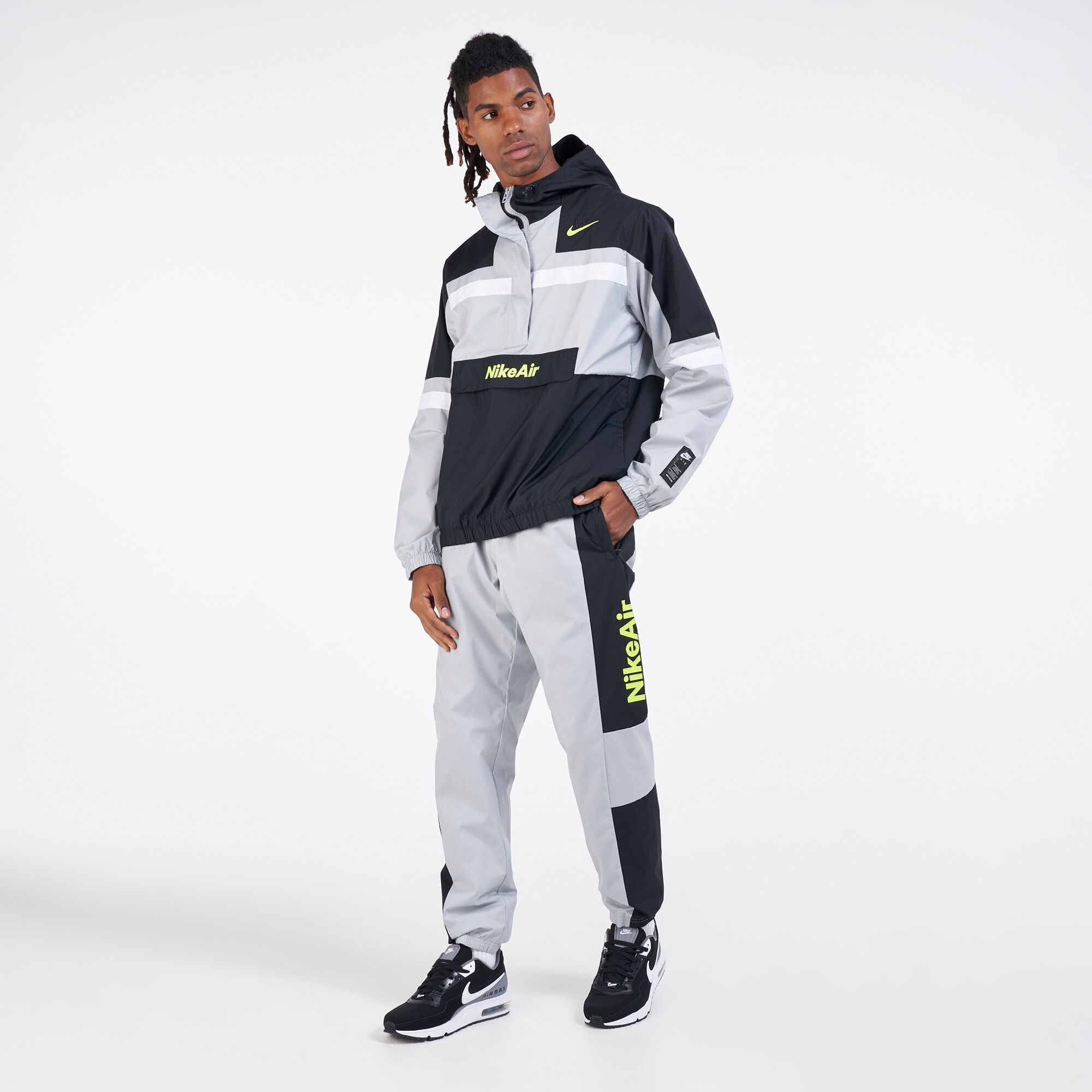 Nike air woven cuffed store joggers