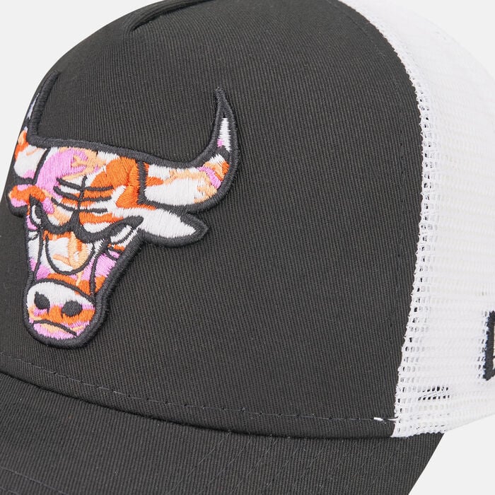New Era Men's Chicago Bulls Seasonal Infill Trucker Cap Black New Era Men's Chicago Bulls Seasonal Infill Trucker Cap Black image number 2