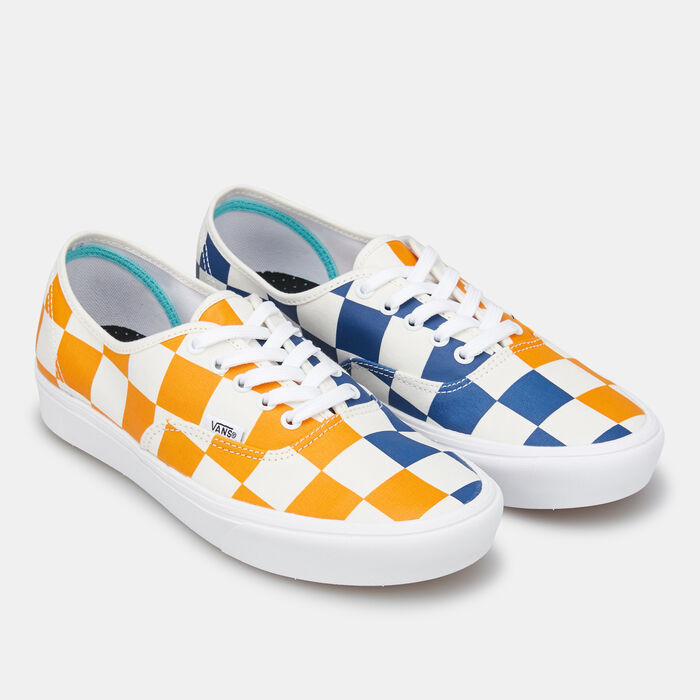 Half Big Checker ComfyCush Authentic Unisex Shoe Half Big Checker ComfyCush Authentic Unisex Shoe image number 1