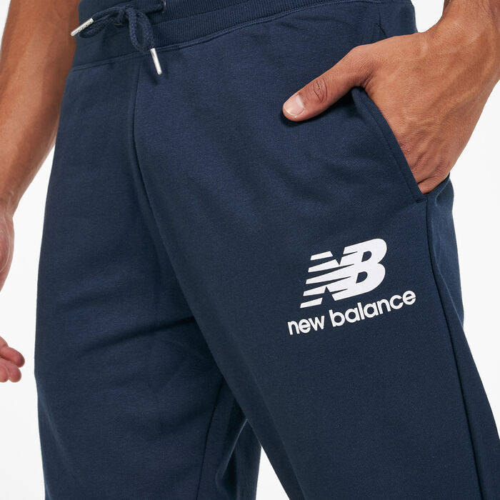 New Balance Men's Essentials Stacked Logo Sweatpants Blue New Balance Men's Essentials Stacked Logo Sweatpants Blue image number 3