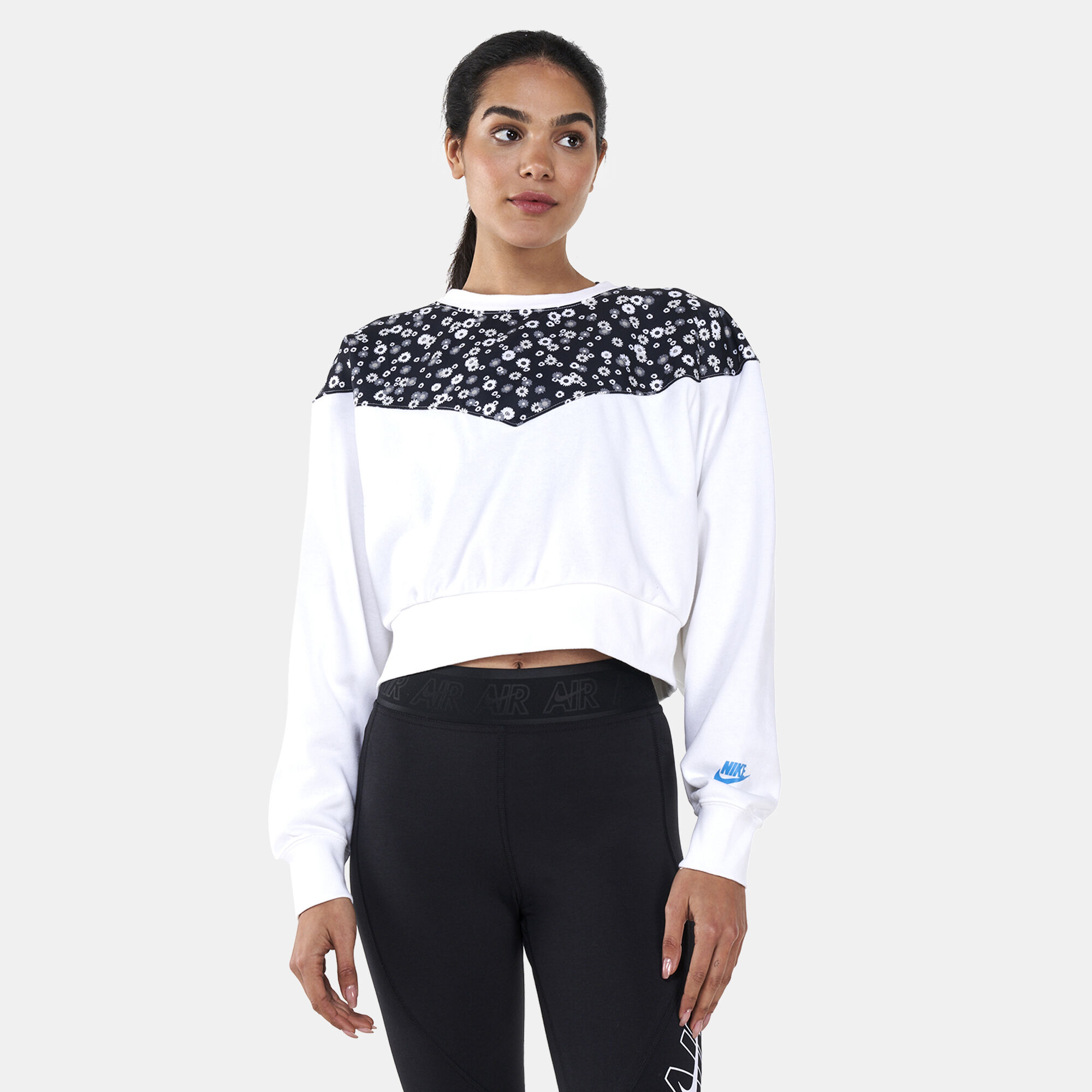 Buy Nike Women s Sportswear Heritage Crew Fleece Sweatshirt Black