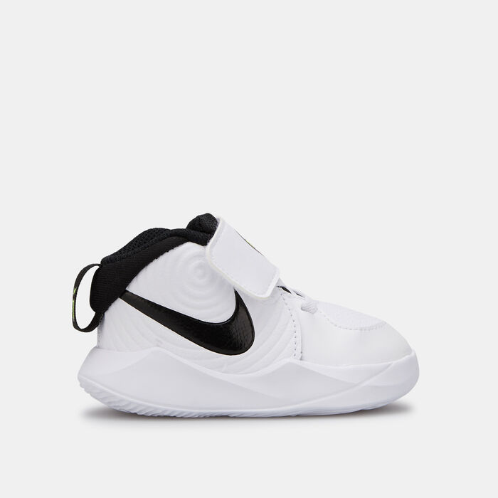 Nike Kids' Team Hustle D9 Shoe (Baby and Toddler) White Nike Kids' Team Hustle D9 Shoe (Baby and Toddler) White image number 0