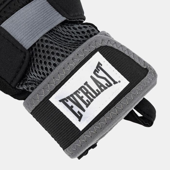 Everlast EverGel™ Large Hand Wrap Gloves Black Everlast EverGel™ Large Hand Wrap Gloves Black image number 1