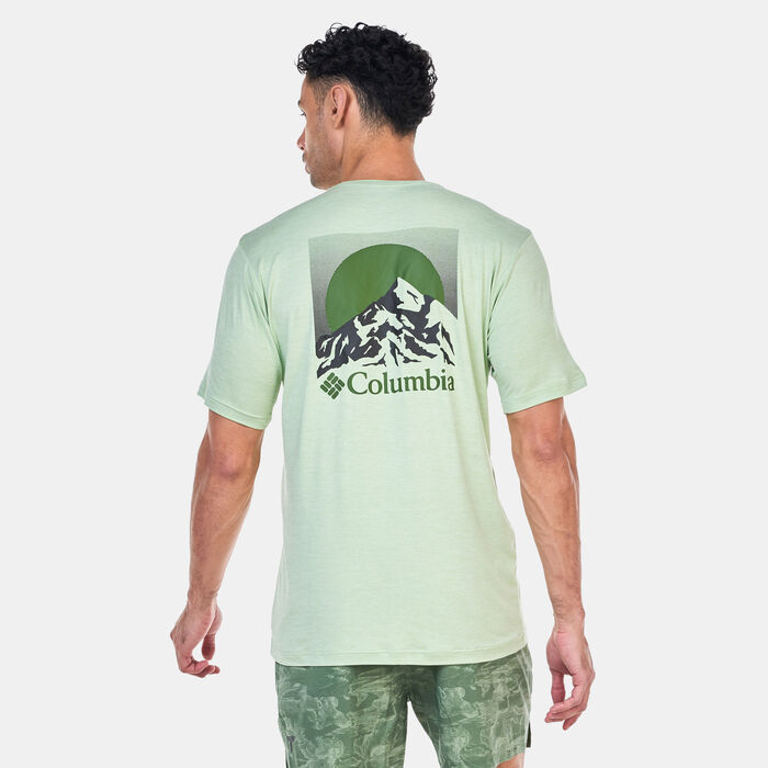 Columbia Men's Kwick Hike Graphic T-Shirt Green image number 1