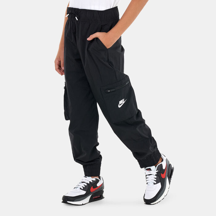 Nike Kids' Sportswear Woven Cargo Pants (Older Kids) Black image number 0