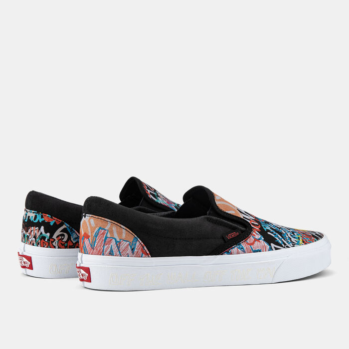 Vans Classic Unisex Slip-On Shoes Black Vans Classic Unisex Slip-On Shoes Black image number 2