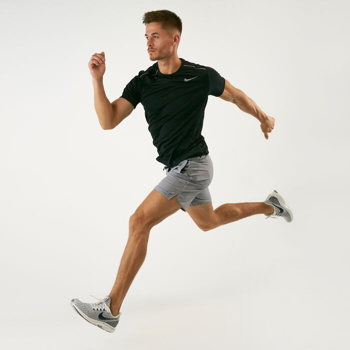 Nike Men's Dri-FIT Miller Running T-Shirt Black image number 5