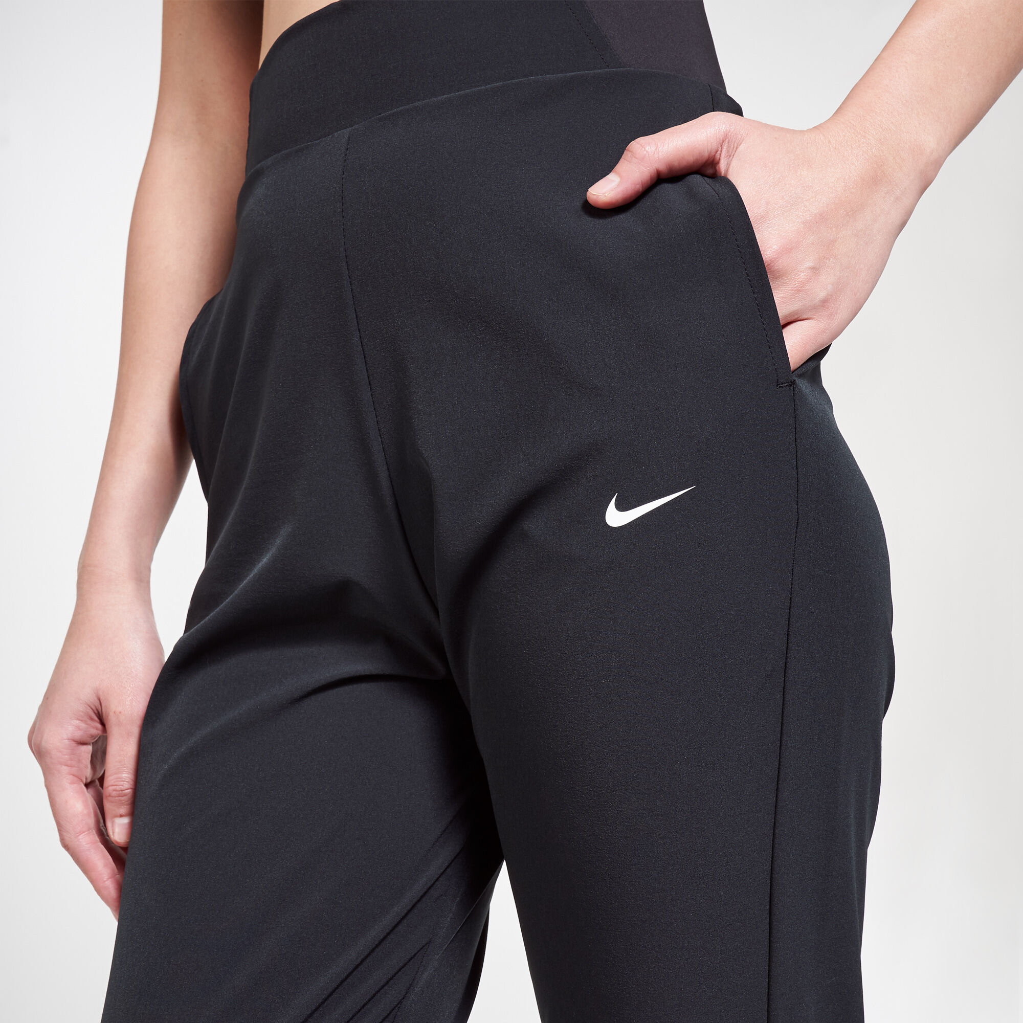 Nike bliss victory jogger pants ladies cheap