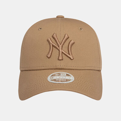 New Era Women's MLB New York Yankees League Essential 9FORTY Cap Beige New Era Women's MLB New York Yankees League Essential 9FORTY Cap Beige