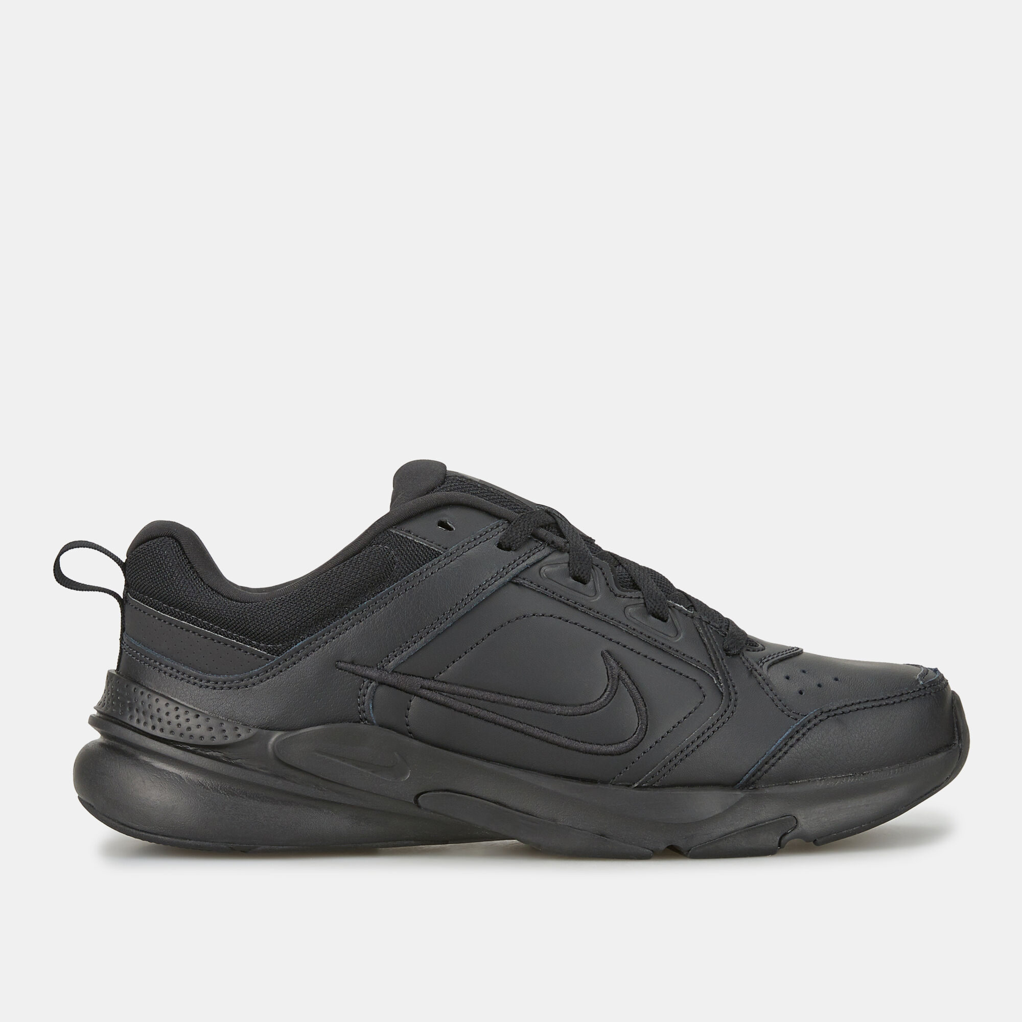 T clearance shoes riyadh