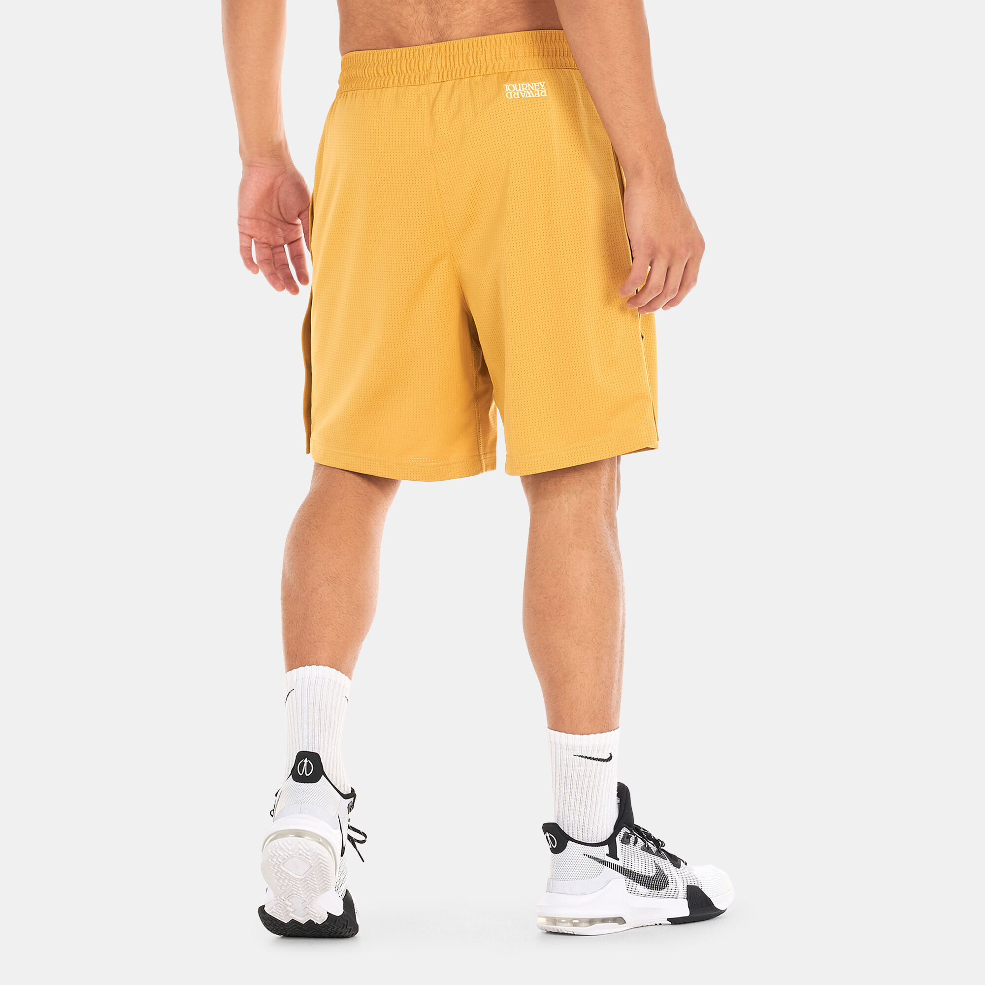 Buy Nike Men s Kyrie Irving 8 Inch Shorts yellow in KSA SSS