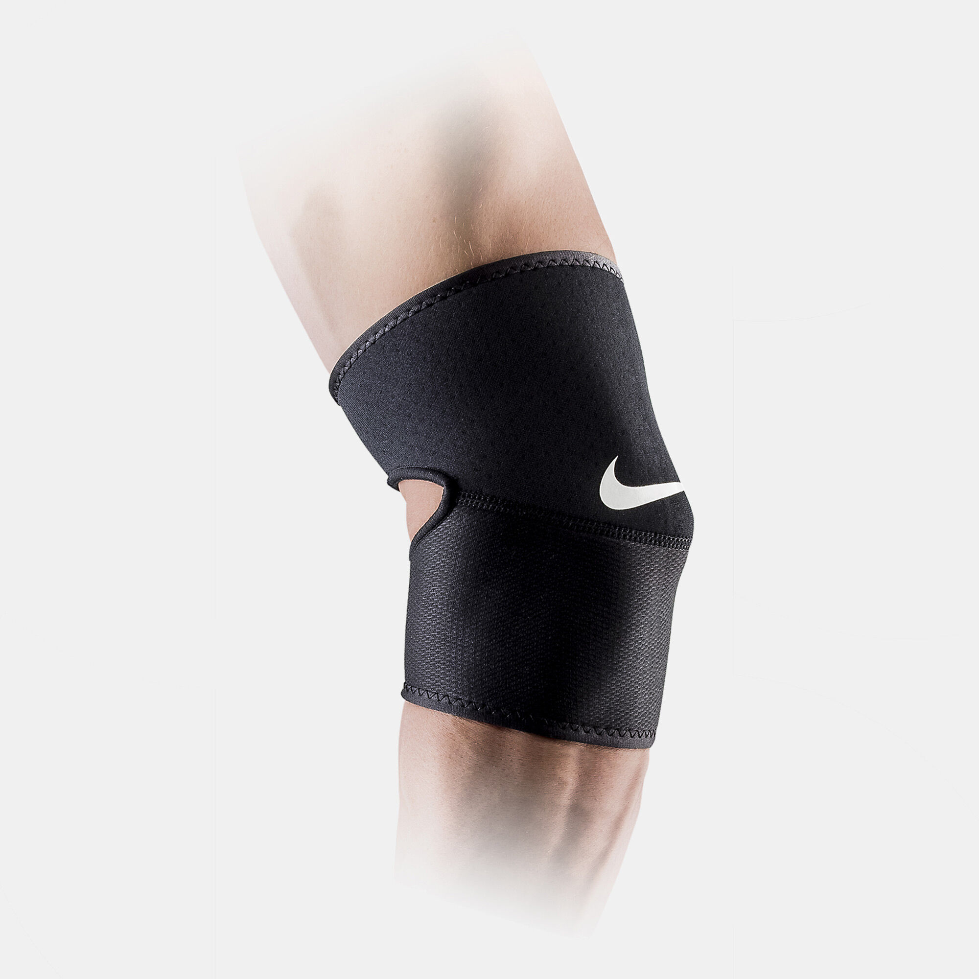 Nike pro combat outlet thigh sleeve 2.0
