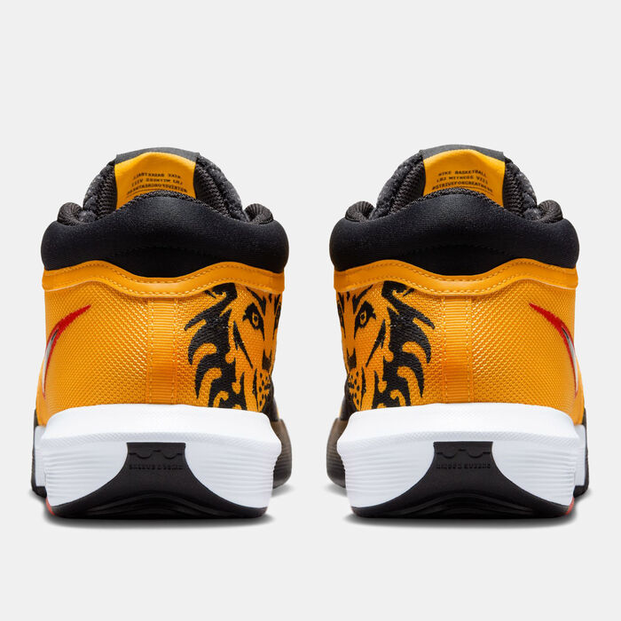 Nike Men's LeBron Witness VIII Basketball Shoes Orange Nike Men's LeBron Witness VIII Basketball Shoes Orange image number 3