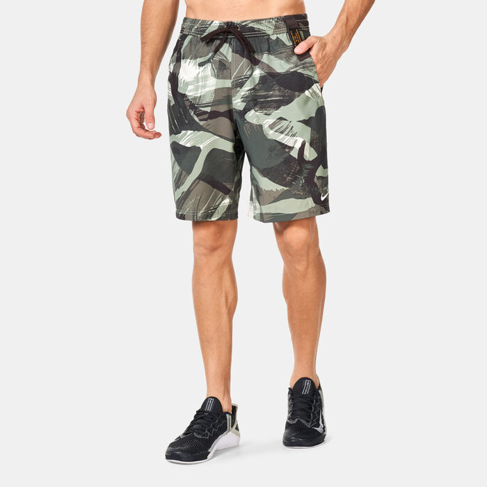 Nike Men's Form Dri-FIT Training Shorts Green Nike Men's Form Dri-FIT Training Shorts Green image number 0