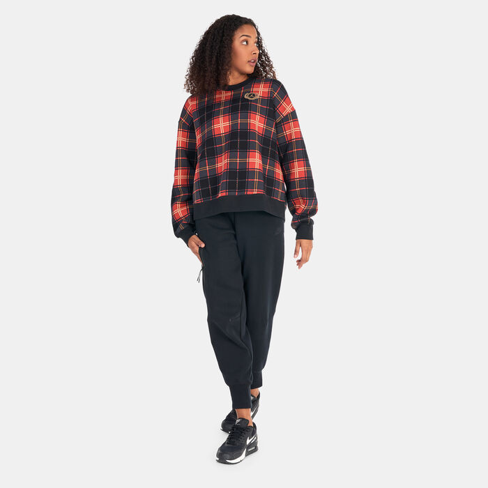Nike Women's Brooklyn Fleece Crew Sweatshirt Red Nike Women's Brooklyn Fleece Crew Sweatshirt Red image number 2