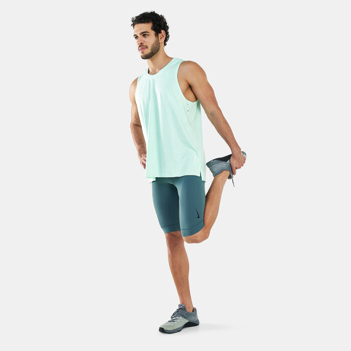 Nike Men's Yoga Tank Top Green Nike Men's Yoga Tank Top Green image number 2