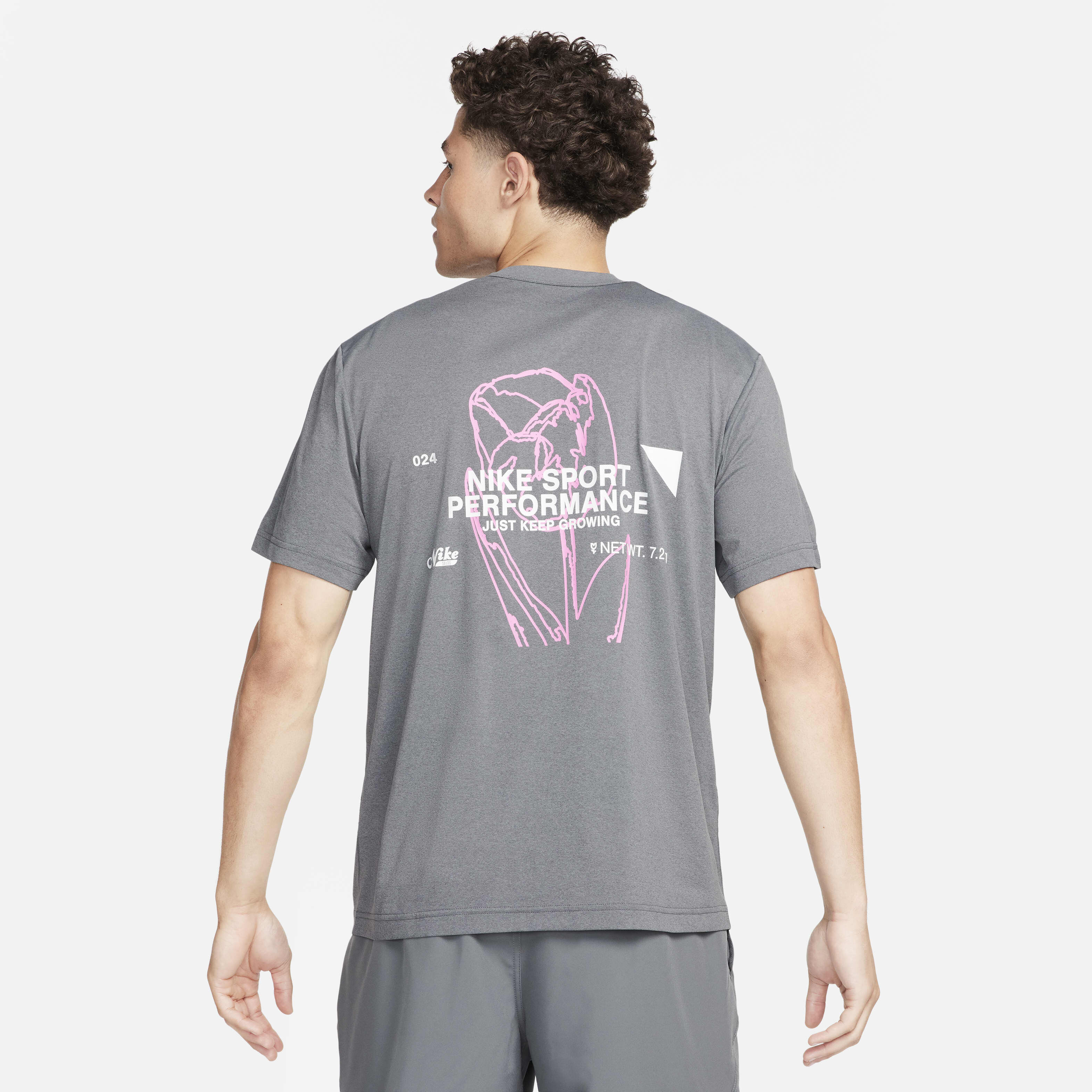★NIKE★HYVERSE DRI-FIT UV S/S フィットネストップ★追跡可 Amazon.com: Nike Men's Dri-Fit UV Hyverse Graphic Short