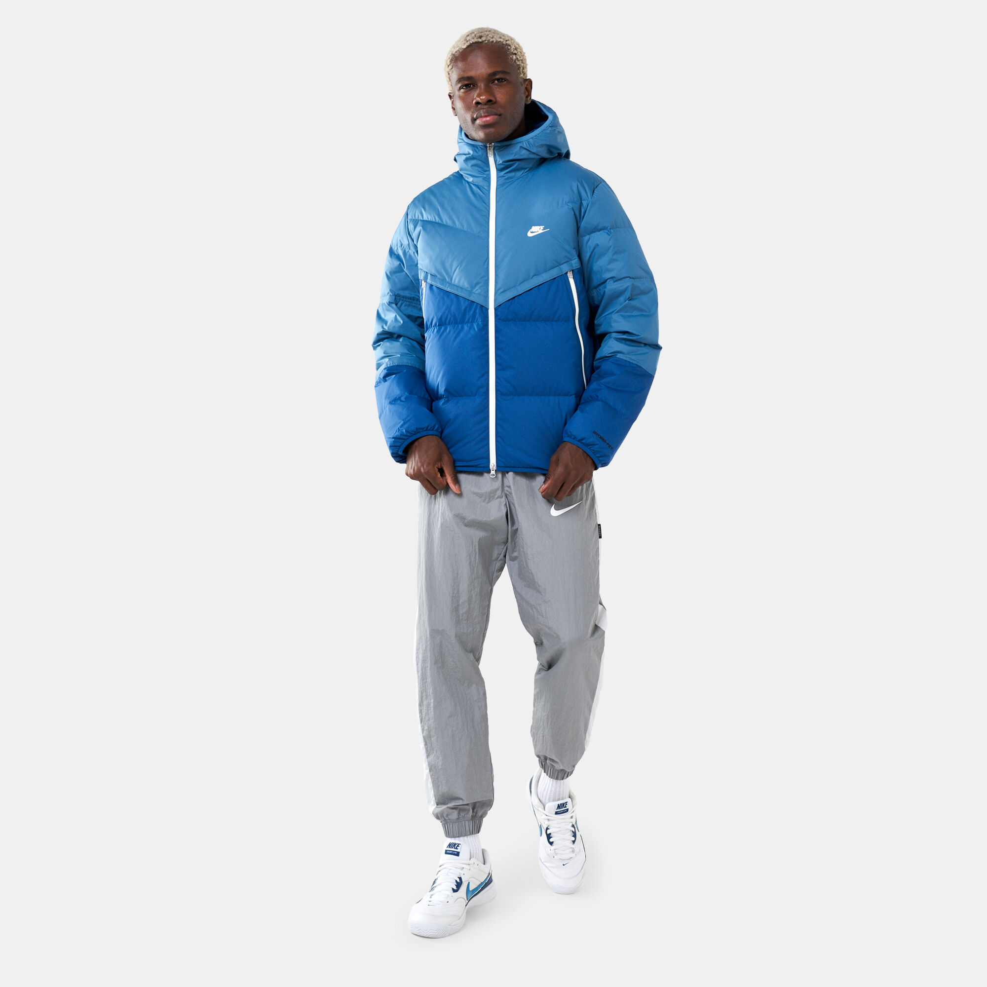 Nike windbreaker deals fit