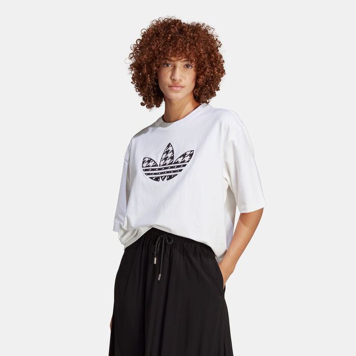 adidas Originals Women's Originals Houndstooth Trefoil Infill T-Shirt White adidas Originals Women's Originals Houndstooth Trefoil Infill T-Shirt White image number 0