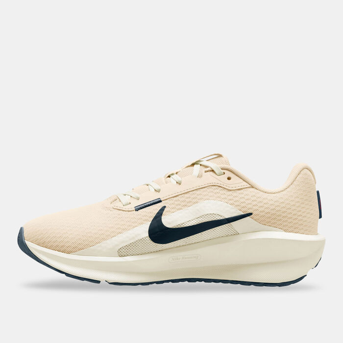 Nike Women's Downshifter 13 Road Running Shoes Peach image number 1