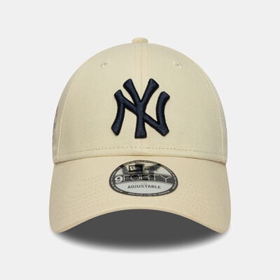 New Era Men's MLB New York Yankees Side Patch 9FORTY Cap Beige New Era Men's MLB New York Yankees Side Patch 9FORTY Cap Beige