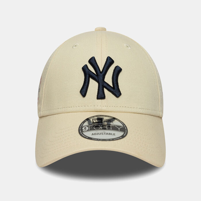 New Era Men's MLB New York Yankees Side Patch 9FORTY Cap Beige New Era Men's MLB New York Yankees Side Patch 9FORTY Cap Beige image number 0