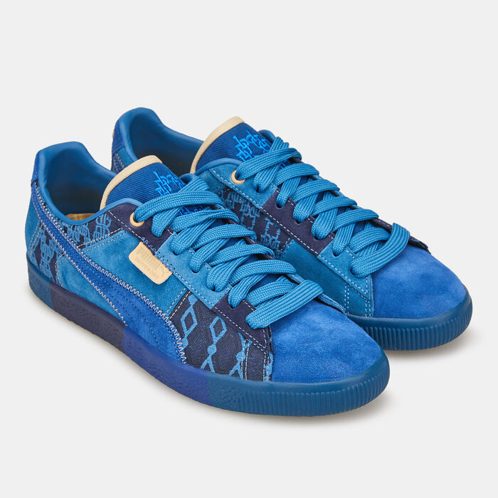 PUMA Men's x DAPPER DAN Clyde Pre Game Runway Shoe Blue PUMA Men's x DAPPER DAN Clyde Pre Game Runway Shoe Blue image number 1