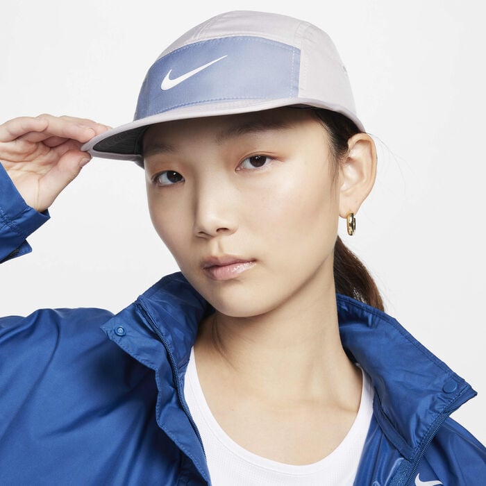 Nike Dri-FIT Fly Unstructured Swoosh Cap Ivory Nike Dri-FIT Fly Unstructured Swoosh Cap Ivory image number 3