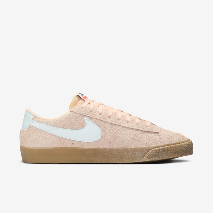 Nike Women's Blazer Low '77 Vintage Shoes Peach image number 2