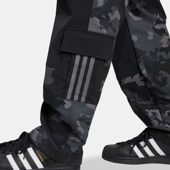adidas Originals Men's Camo Cargo Trousers Black adidas Originals Men's Camo Cargo Trousers Black image number 4