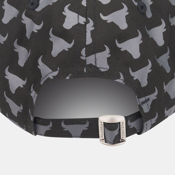 New Era Men's NBA Chicago Bulls Team Monogram 9FORTY Cap Black image number 1