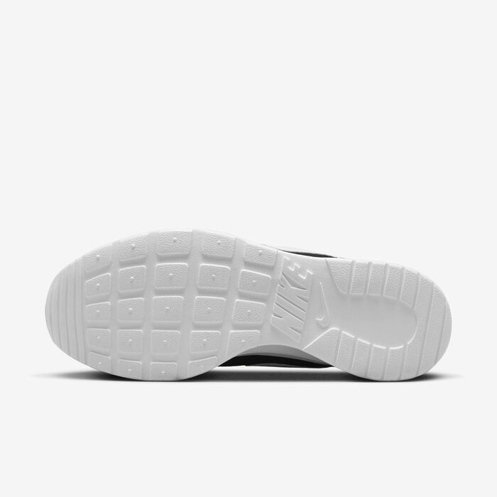 Nike Women's Tanjun EasyOn Shoes Black Nike Women's Tanjun EasyOn Shoes Black image number 1