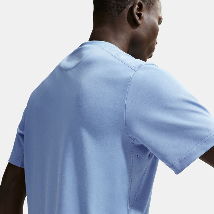 Nike Men's Primary Dri-FIT Training T-Shirt Blue image number 4